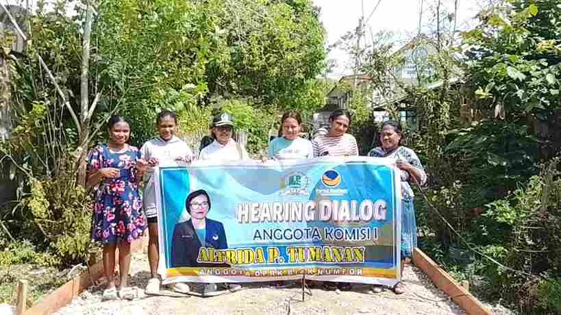 Alfrida Tumanan Gelar Hearing dan Pengecoran Jalan Bersama Warga Mandala
