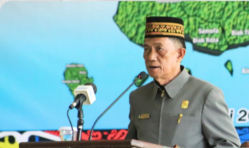 Paripurna Ke - 4 Penyampaian Laporan Hasil Kerja Komisi - II DPRK