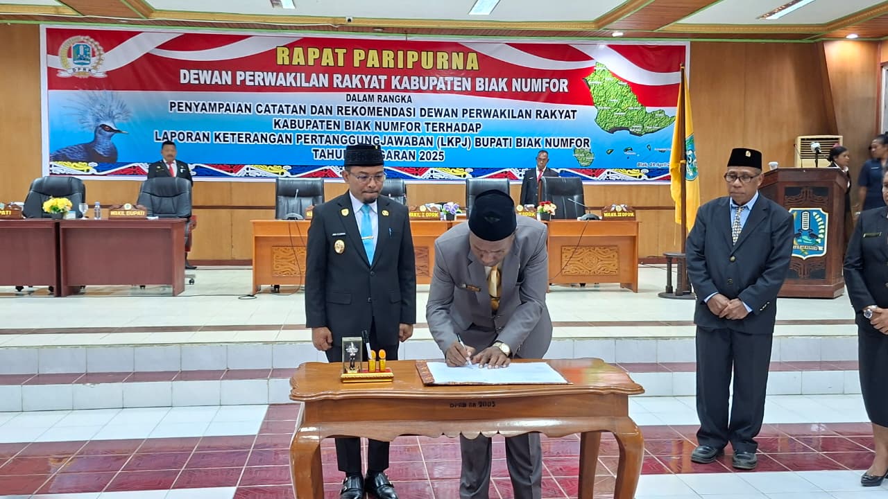 PENYAMPAIAN CATATAN DAN REKOMENDASI DPRK TERHADAP LKPJ BUPATI BIAK NUMFOR TA.2025 MASA SIDANG 2026