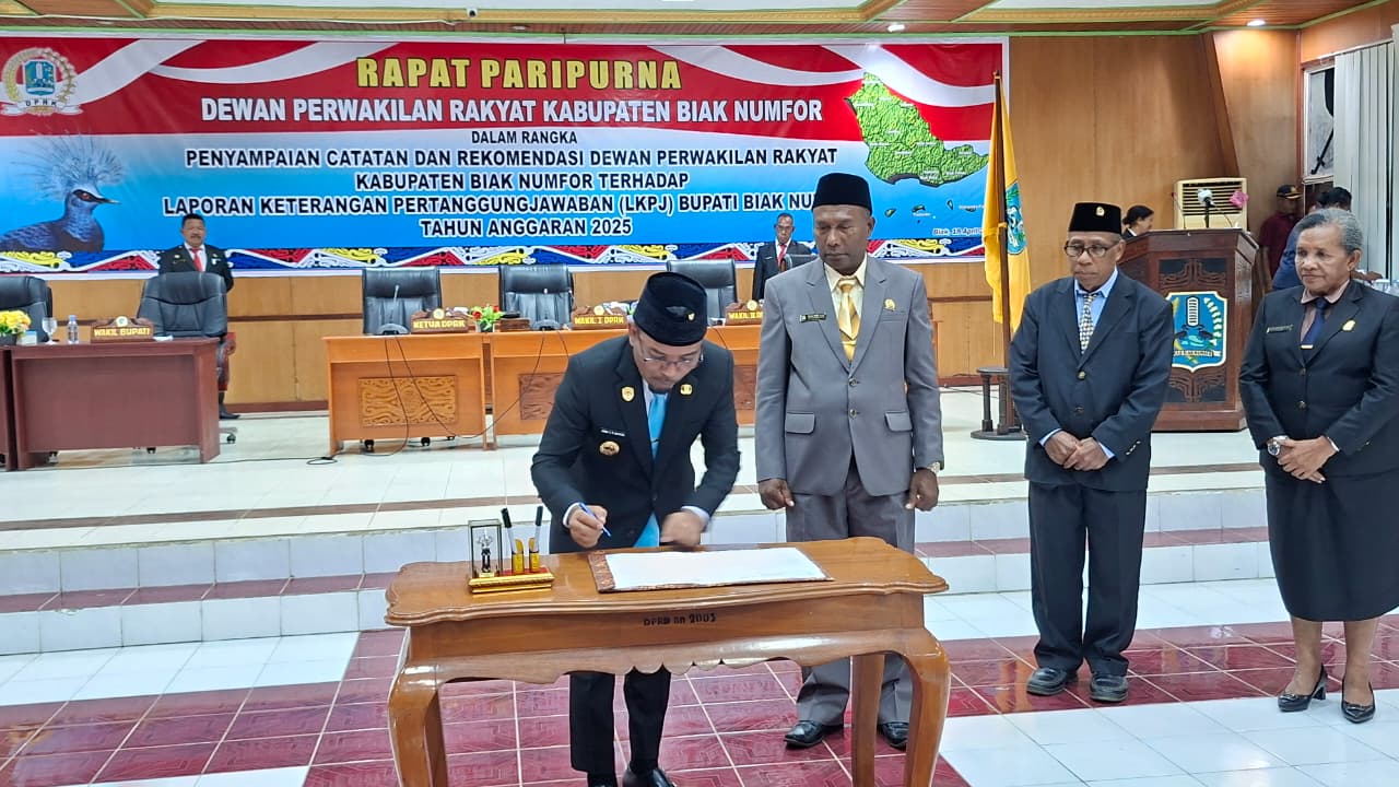 PENYAMPAIAN CATATAN DAN REKOMENDASI DPRK TERHADAP LKPJ BUPATI BIAK NUMFOR TA.2025 MASA SIDANG 2026
